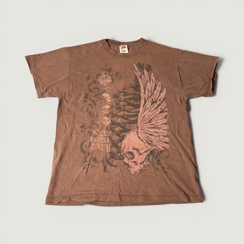 Fruit of the Loom Mens Brown Skull Wing Graphic T-Shirt New York City Large Y2K